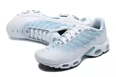 Nike Air max plus TN ''Mica Green'' na internet