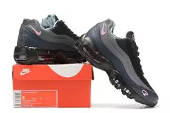 Imagem do Corteiz x Air Max 95 “Pink Beam”