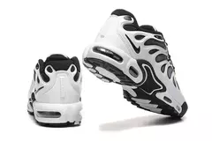 Air Max Plus Drift “Ying Yang” na internet