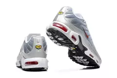 Nike Air max plus TN ''Puro Sangue'' na internet