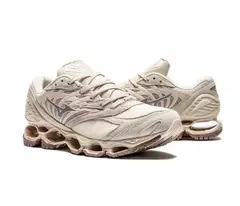 Mizuno Wave Prophecy LS “Areia” na internet