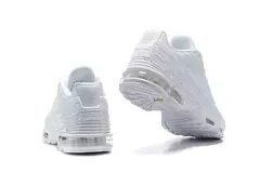 Air Max Plus Tn 3 “Triple White” na internet