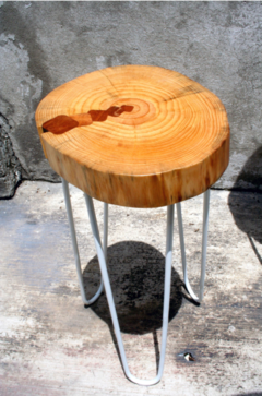 Mesa lateral de rodaja de madera - comprar en línea
