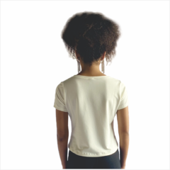 Blusa de malha confot off white com bordado"New year New life". - comprar online