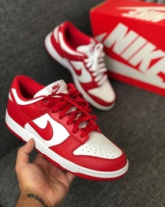 NIKE DUNK LOW • RED