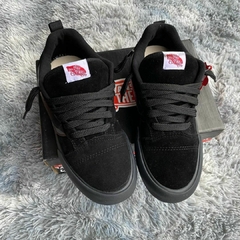 VANS KNU • TOTAL BLACK - comprar online