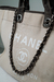 Chanel Deauville cinza na internet