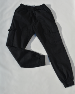 PANTALÓN JOGGER CARGO HOLLISTER