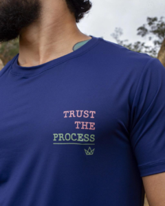 Tradicional Trust the Process - comprar online