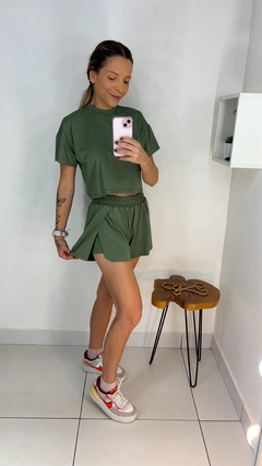 Conjunto Vibe Verde Militar na internet