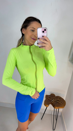 Blusa Manga Ziper Verde Lima - comprar online