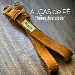 Alças de pé em couro abufalado (par)