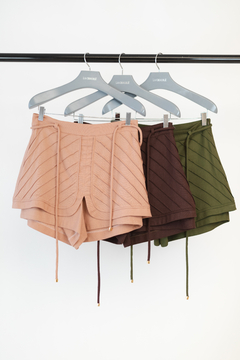 Shorts saia linho - comprar online