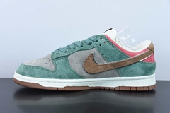 Tênis Nike Dunk Low Otomo Katsuhiro x Nike SB Steamboy OST na internet