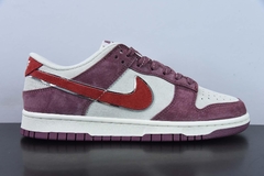 Tênis Nike Dunk Low Bordeaux - comprar online