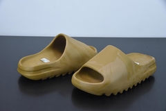 Imagem do Chinelo Adidas Yeezy Slide Ochre