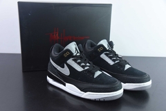 Tênis Jordan 3 Retro Tinker Black Cement Gold