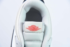 Imagem do Tênis Jordan Legacy 312 Low Tech Grey Fire Red Black