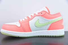 Tênis Jordan 1 Low SE Lava Glow na internet