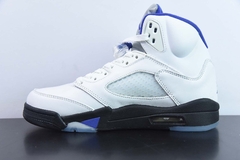 Tênis Jordan 5 Retro Dark Concord na internet