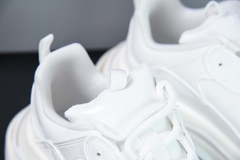 Tênis Balenciaga Triple S Triple White - loja online