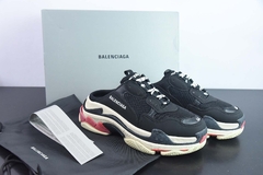 Tênis Balenciaga Triple S