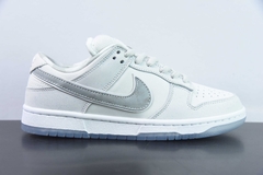 Tênis Nike SB Dunk Low - comprar online