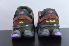 Imagem do Tênis New Balance 9060 Rich Oak Burgundy