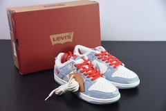 Tênis Nike SB Dunk Low Levi's