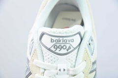 Tênis New Balance 990v6 MiUSA Cream - loja online