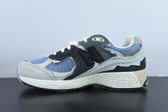 Tênis New Balance 2002R Protection Pack Grey Purple na internet