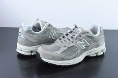 Tênis New Balance 2002R 'Marblehead' na internet