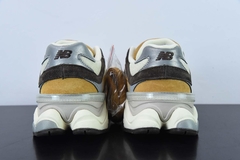 Imagem do Tênis New Balance 9060 Workwear