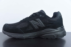 Tênis New Balance 990v3 MiUSA Total Black na internet