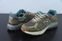 Tênis New Balance 990v3 Bodega Here To Stay