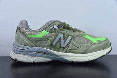 Tênis New Balance 990v3 Patta Keep Your Family Close - comprar online