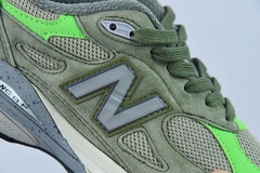 Tênis New Balance 990v3 Patta Keep Your Family Close - Loja Princípios