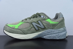 Tênis New Balance 990v3 Patta Keep Your Family Close na internet