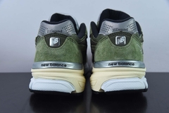 Imagem do Tênis New Balance 990v3 JJJJound Olive