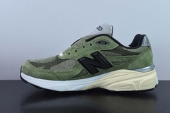 Tênis New Balance 990v3 JJJJound Olive na internet