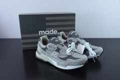 Tênis New Balance 992 Grey