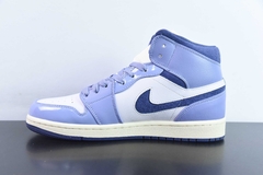 Tênis Jordan 1 Mid SE Chenille Sky J Light Purple na internet