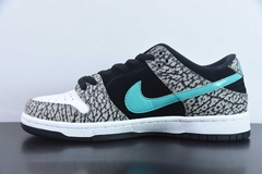 TênisNike SB Dunk Low atmos Elephant na internet