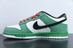 Tênis Nike SB Dunk Low Heineken na internet