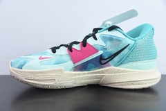 Tênis Nike Kyrie Low 5 Community na internet