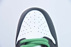 Imagem do Tênis Nike SB Dunk Low Classic Green