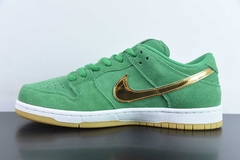 Tênis Nike SB Dunk Low Pro St. Patrick's Day na internet