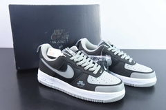 Tênis Nike Air Force 1 Low