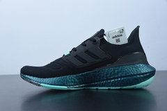 Tênis Adidas Ultra Boost 22 Core Black Mint Rush na internet