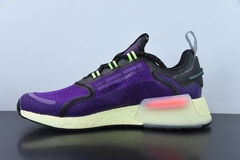 Tênis Adidas NMD V3 Active Purple Signal Green na internet